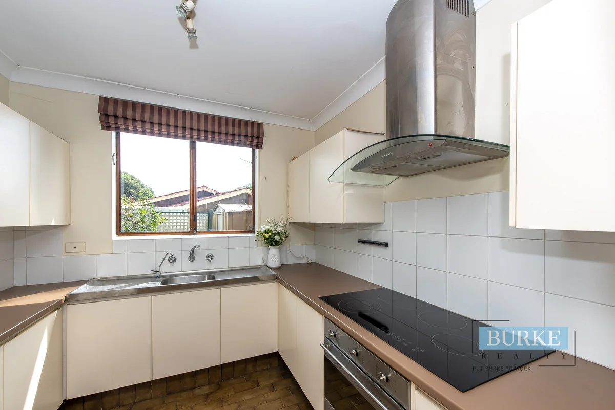 Additional image 4 of 37 Fenellia Crescent, Craigie WA 6025