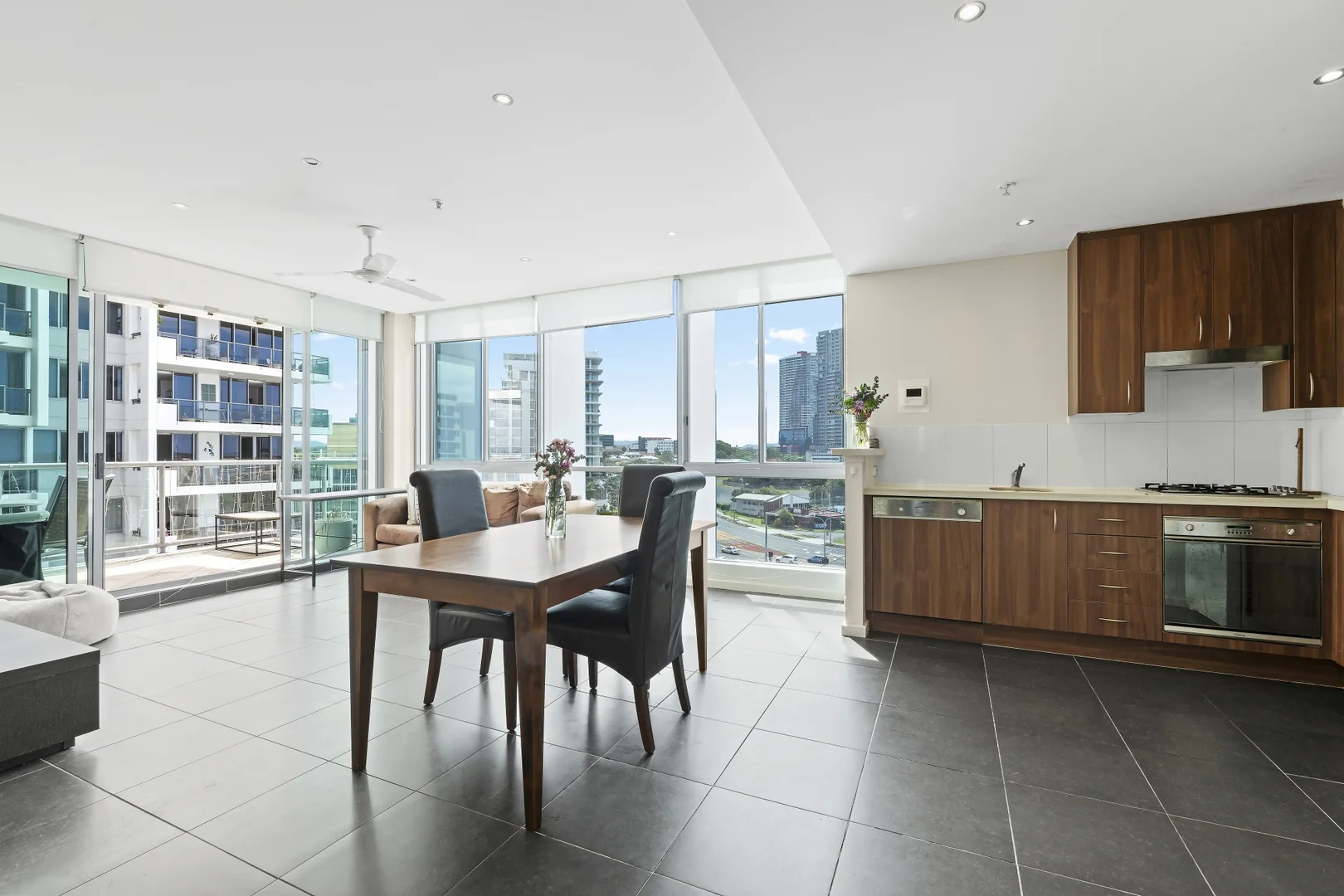 Additional image 2 of 1003/1 Como Crescent, Southport QLD 4215