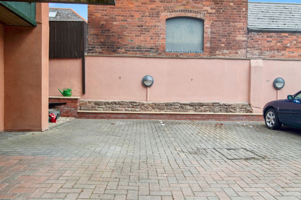 Additional image 15 of 2 bed flat for saleBridge Street, Hereford HR4