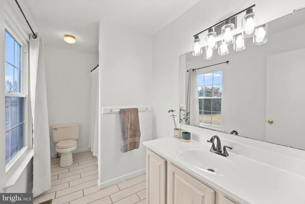 Additional image 22 of 335 Nicholas Court, Wilmington, DE 19808