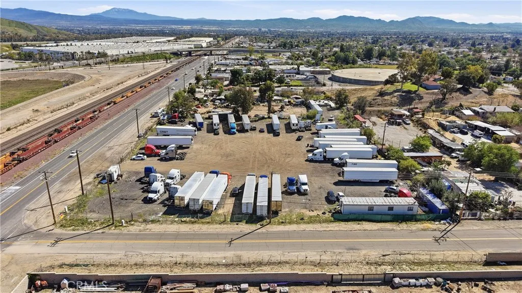 Additional image 40 of 2035 W 1st Ave, San Bernardino, CA 92407