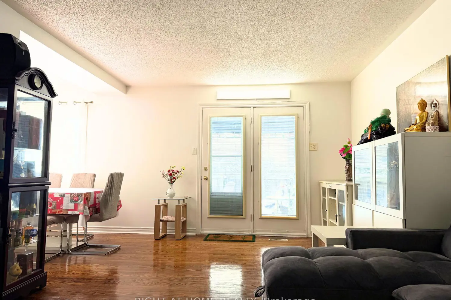 Additional image 4 of 128 Townhouse Crescent