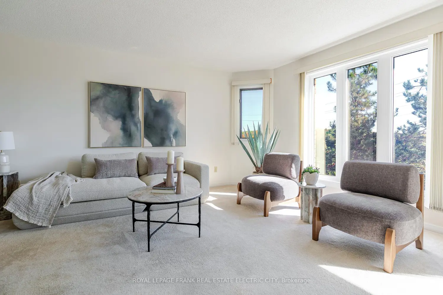 Additional image 4 of 36 Champlain Crescent 30