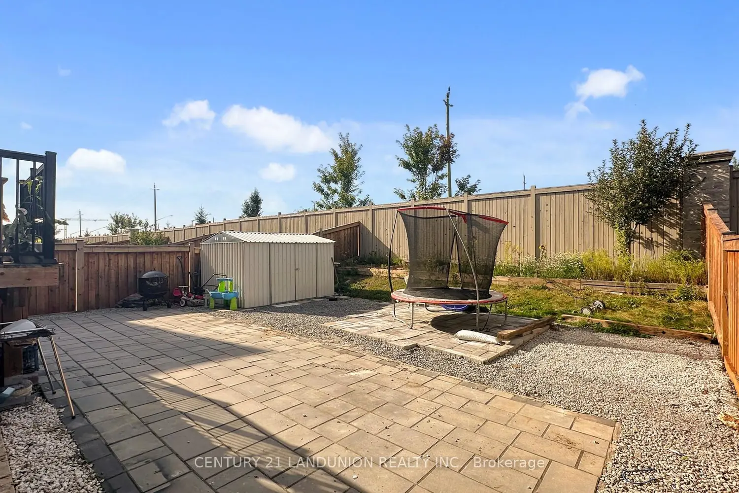 Additional image 19 of 234 Touch Gold Crescent