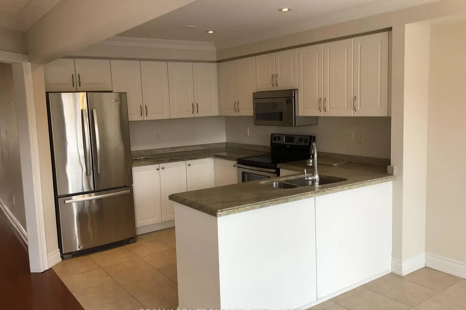 Additional image 11 of 910 Isaac Phillips Way