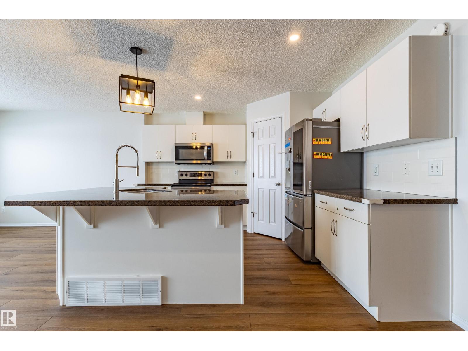 Additional image 6 of 21326 61 Avenue NW, Edmonton, AB, T6M0K1