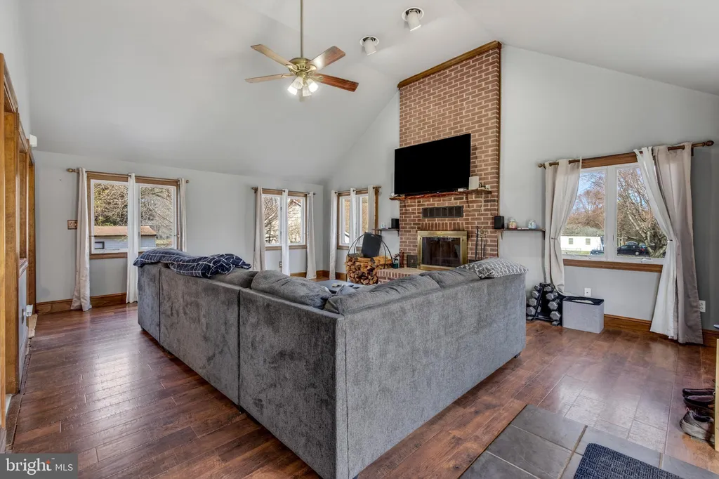 Additional image 10 of 703 Old Harmony Road, Newark, DE 19711