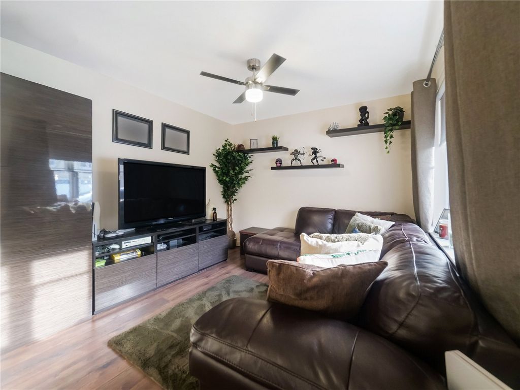 Additional image 9 of 4 bed detached house for saleBlaeberry Drive, Inverkip, Inverkip, Inverclyde PA16