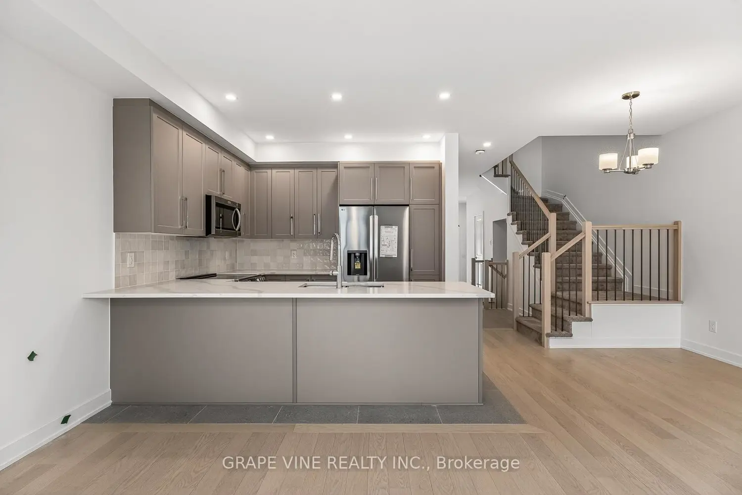 Additional image 9 of 503 Corretto Street