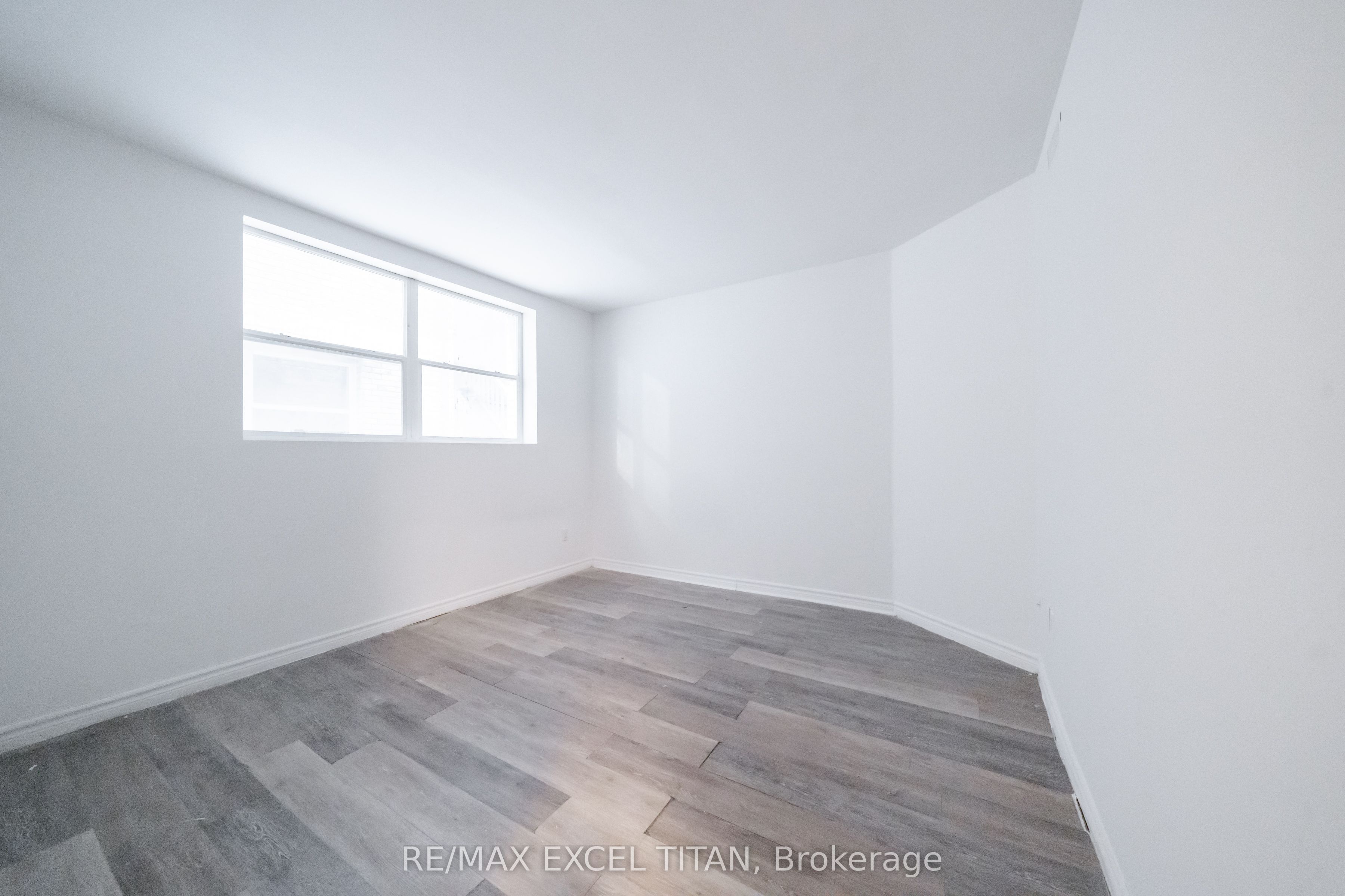 G4-414 Jarvis Street, Toronto, ON, M4Y 3C2