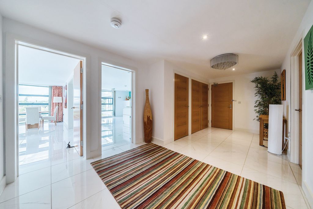 Additional image 25 of 3 bed flat for saleGreyfriars Avenue, Hereford HR4