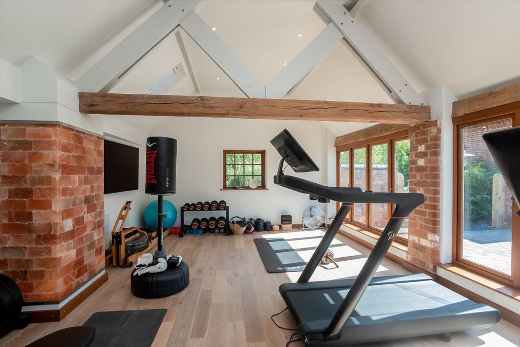 Additional image 25 of 5 bed detached house for saleOld Warwick Road, Rowington, Warwickshire CV35