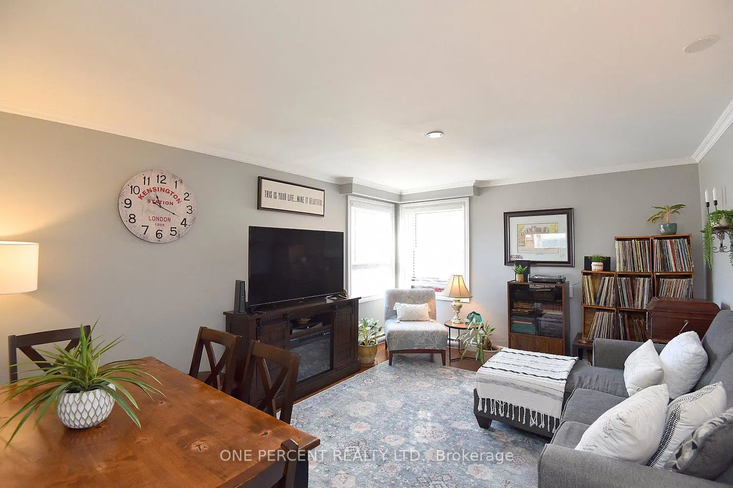 Additional image 7 of 1351 Lakeshore Road 16