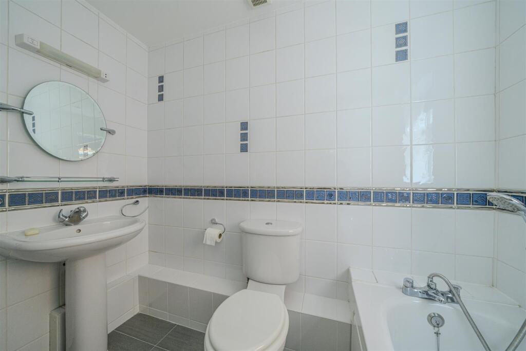 Additional image 19 of St. Vincent Drive, St. Albans