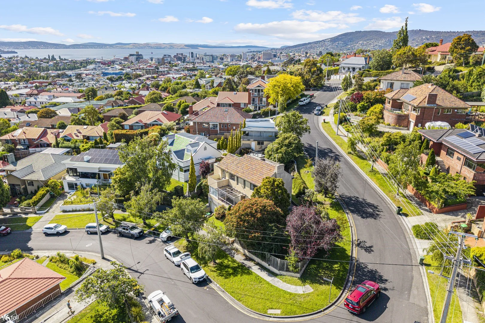 10 Lyndhurst Avenue, North Hobart TAS 7000