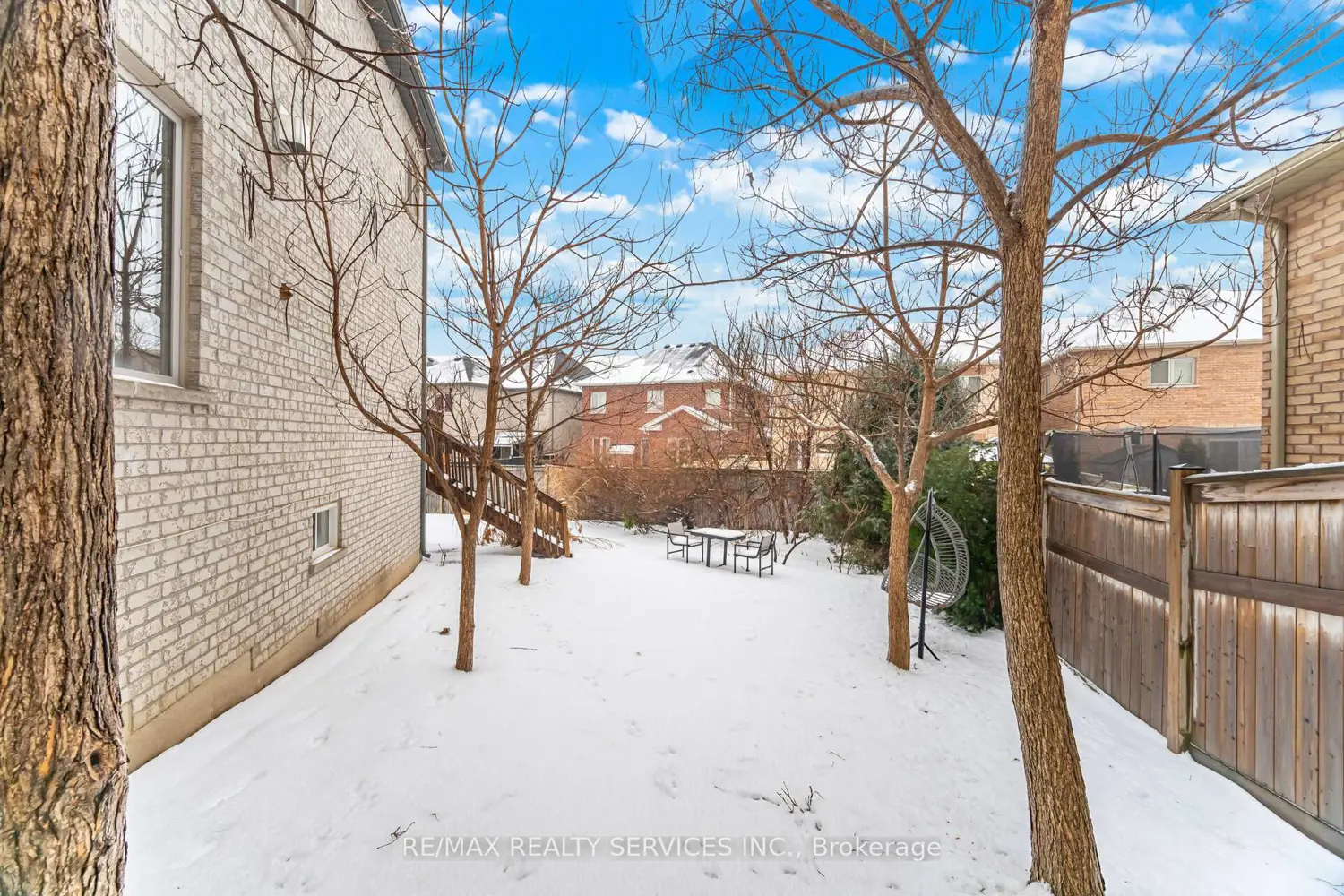 Additional image 20 of 17 Island Grove