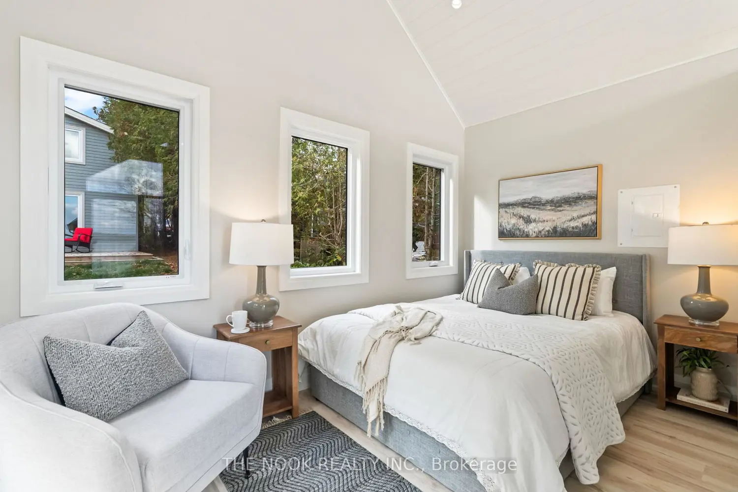 Additional image 18 of 55 Honey's Beach Road