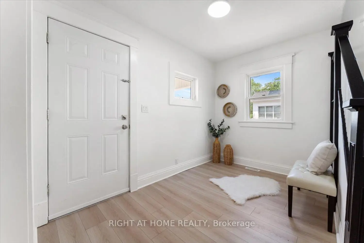 Additional image 8 of 6372 Maitland Avenue