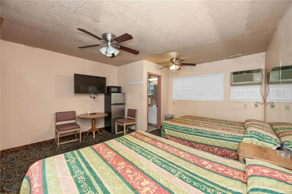 Additional image 94 of 451 E Vernon Ave, Los Angeles, CA 90011