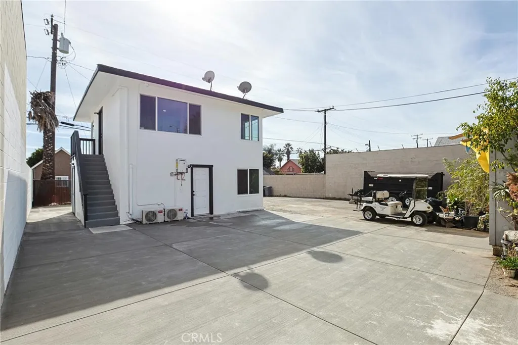 Additional image 3 of 440 W Holt Ave, Pomona, CA 91768