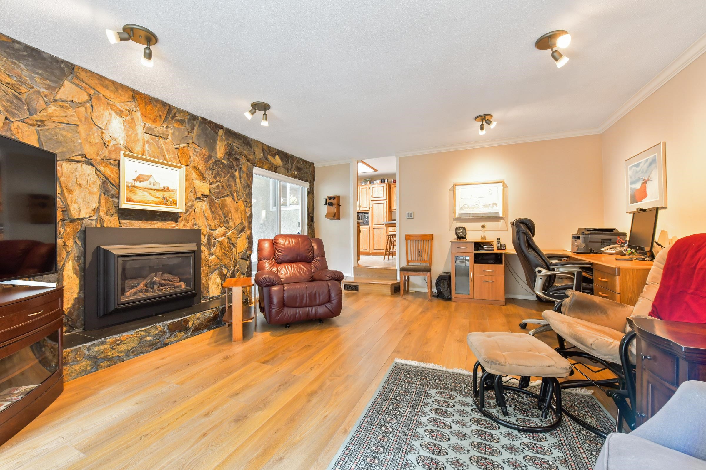 Additional image 6 of 19618 41a Avenue, Langley, BC, V3A 2Z6