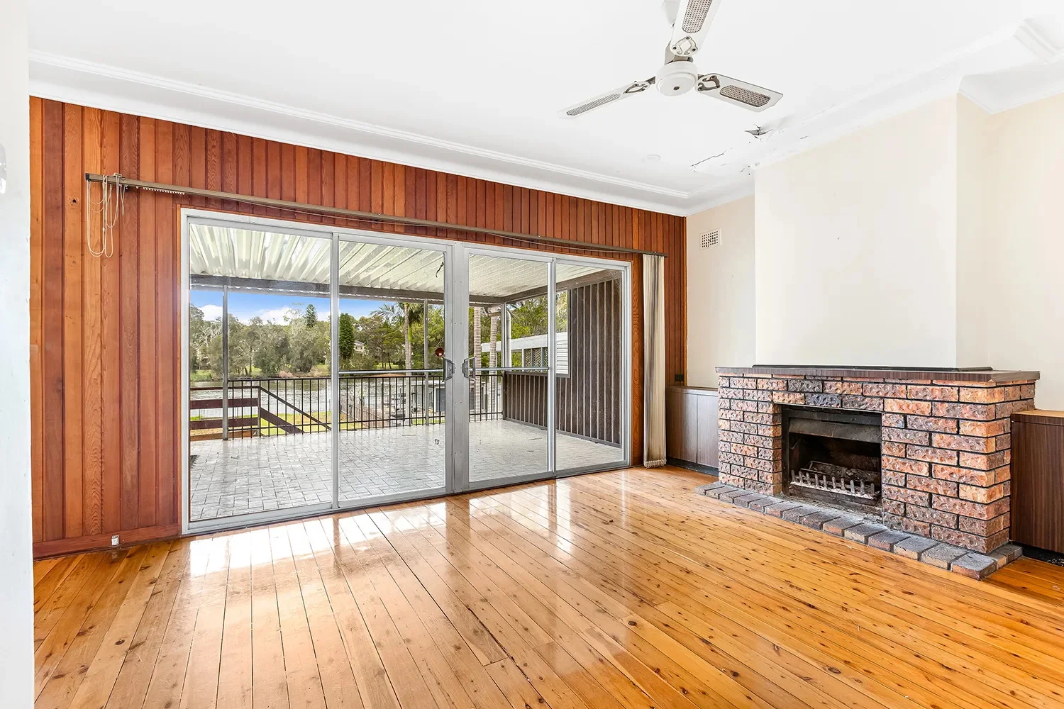 Additional image 9 of 596 Henry Lawson Drive, East Hills NSW 2213