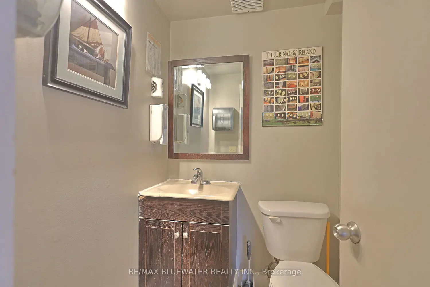 Additional image 18 of 16 Ontario Street