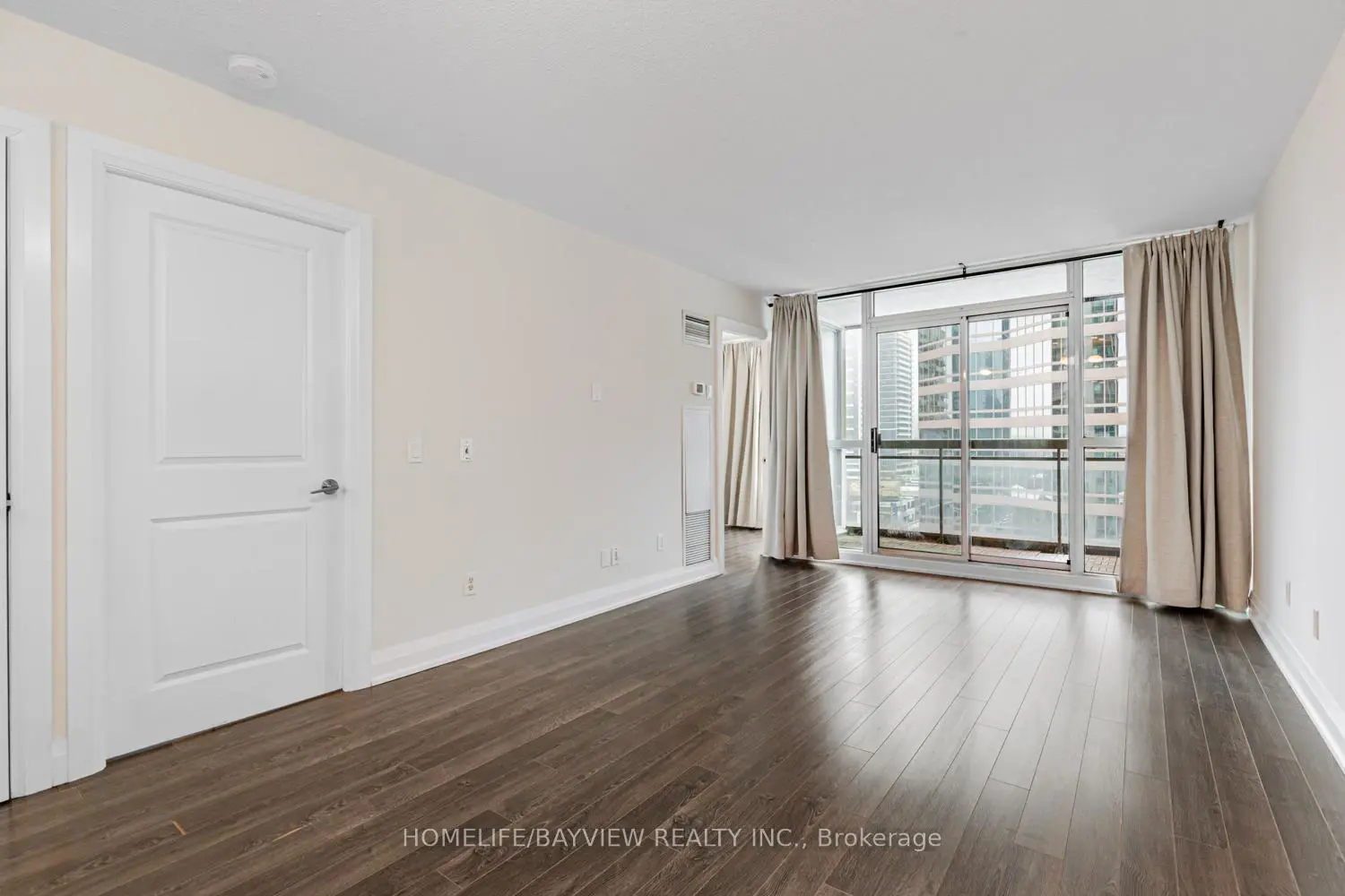 Additional image 11 of 18 Parkview Avenue 1015