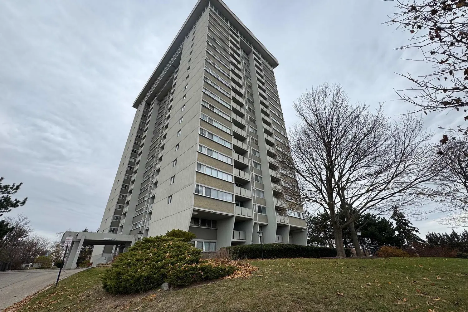 Additional image 16 of 375 King Street 603