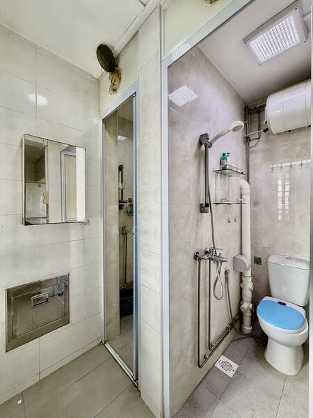 Additional image 8 of 17 Beach Road