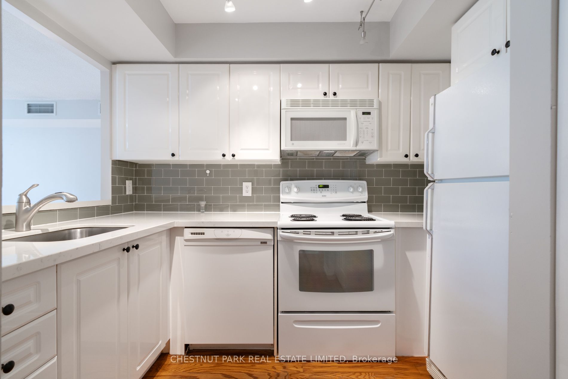 Additional image 4 of 502-99 Hayden Street, Toronto, ON, M4Y 3B4