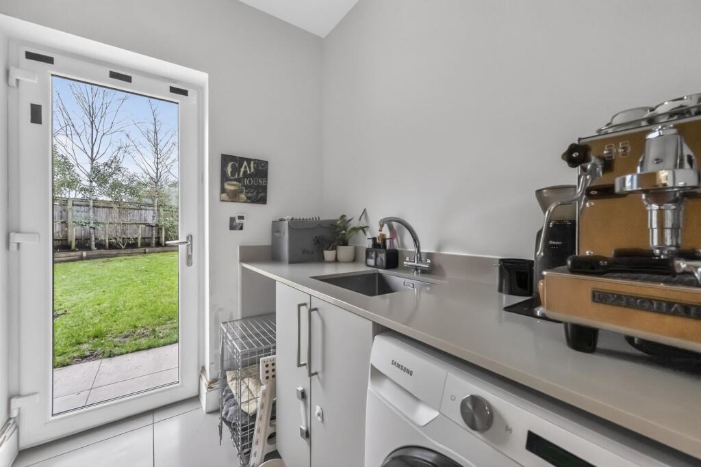 Additional image 13 of Watling Street, St. Albans, AL1