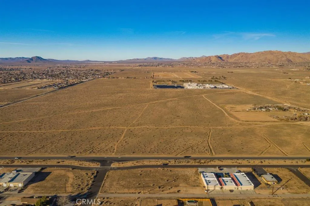 Additional image 6 of 706 Outer Hwy 18 S, Apple Valley, CA 92307