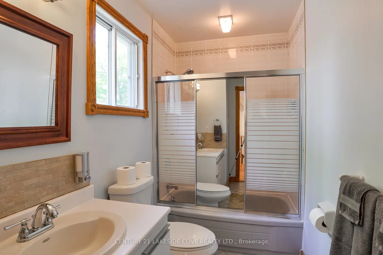 Additional image 11 of 40 Ridge Avenue