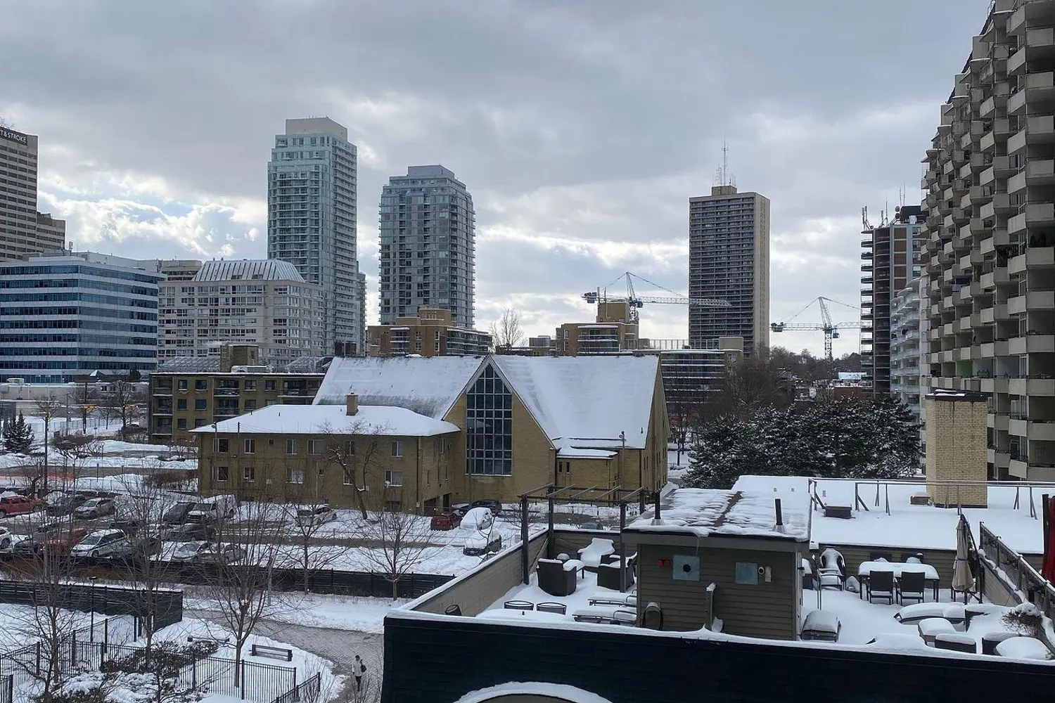 Additional image 8 of 101 Erskine Avenue 512