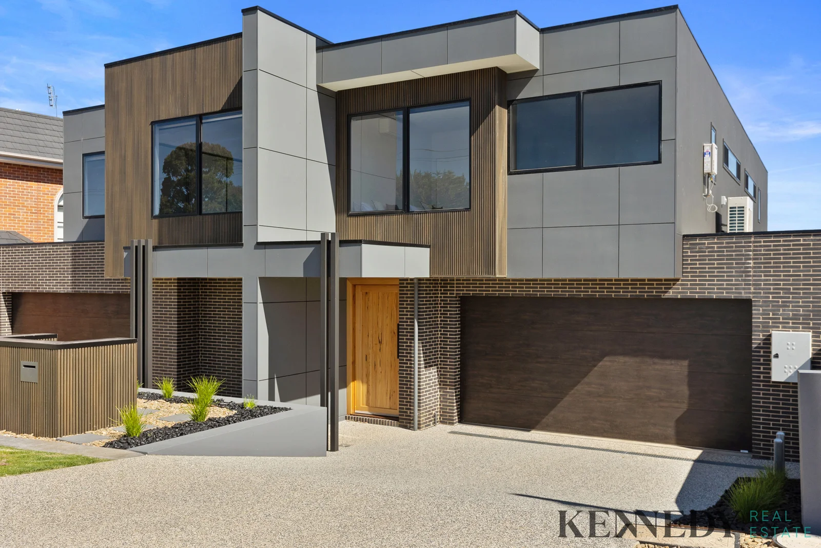 Additional image 2 of 1/12 Irvine Parade, Yarrawonga VIC 3730