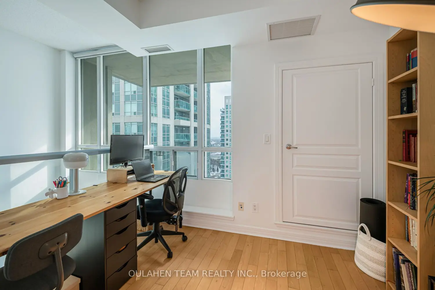 Additional image 11 of 1 Avondale Avenue 909