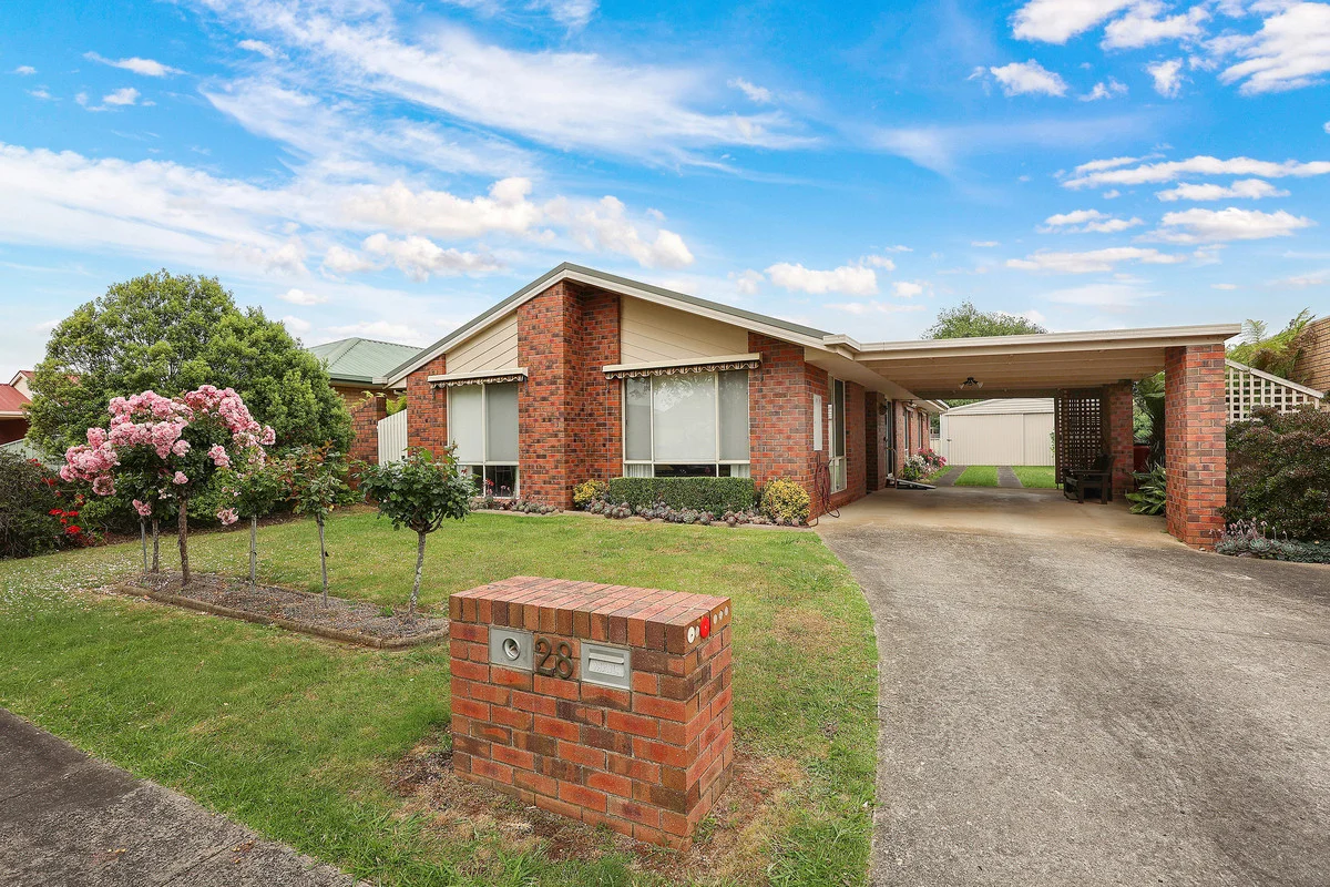 28 Lord Street, Hamilton VIC 3300