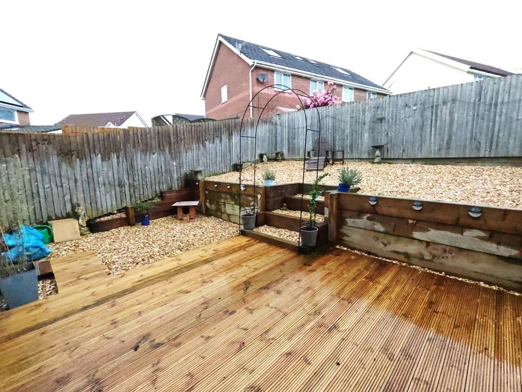 Additional image 22 of 3 bed semi-detached house for saleLlwyn Cyfarthwch, Llanelli, Carmarthenshire SA15