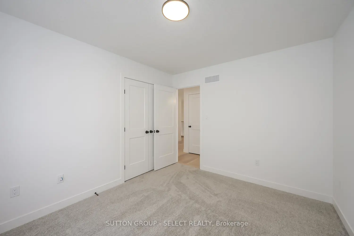 Additional image 17 of 1898 Fountain Grass Drive