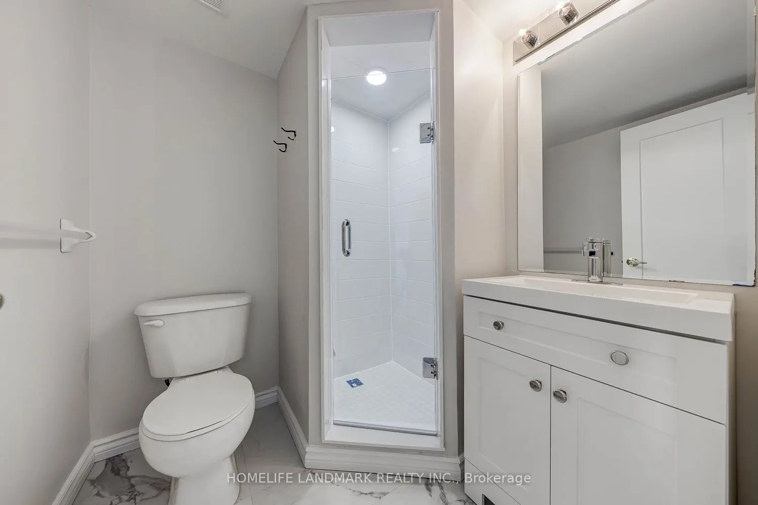 Additional image 18 of 118 Finch Avenue 19