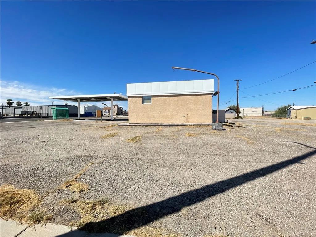 Additional image 30 of 504 W Broadway Street, Needles, CA 92363