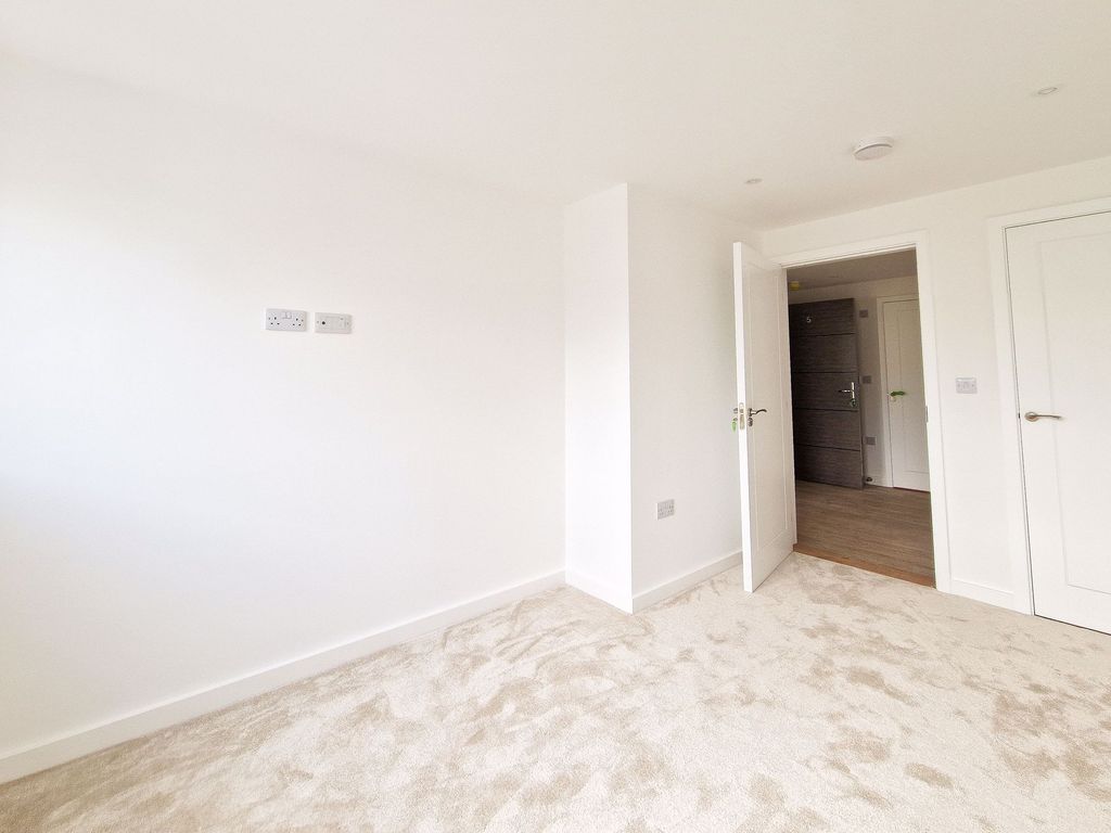 Additional image 11 of 2 bed flat for sale7 Crahamel House, St Helier JE2