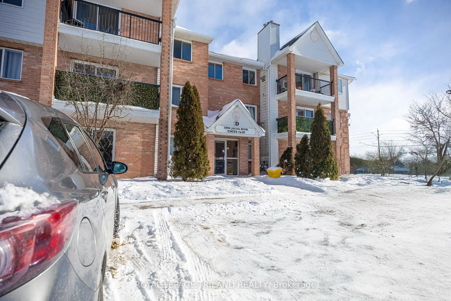 1096 Jalna Boulevard 97 photo 2