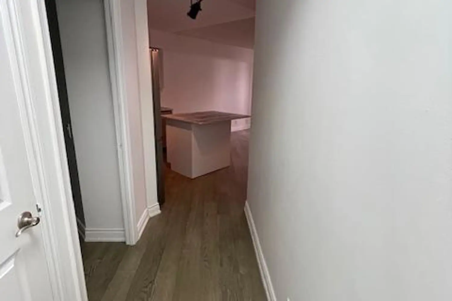 Additional image 12 of 78 Harrison Garden Boulevard 1001