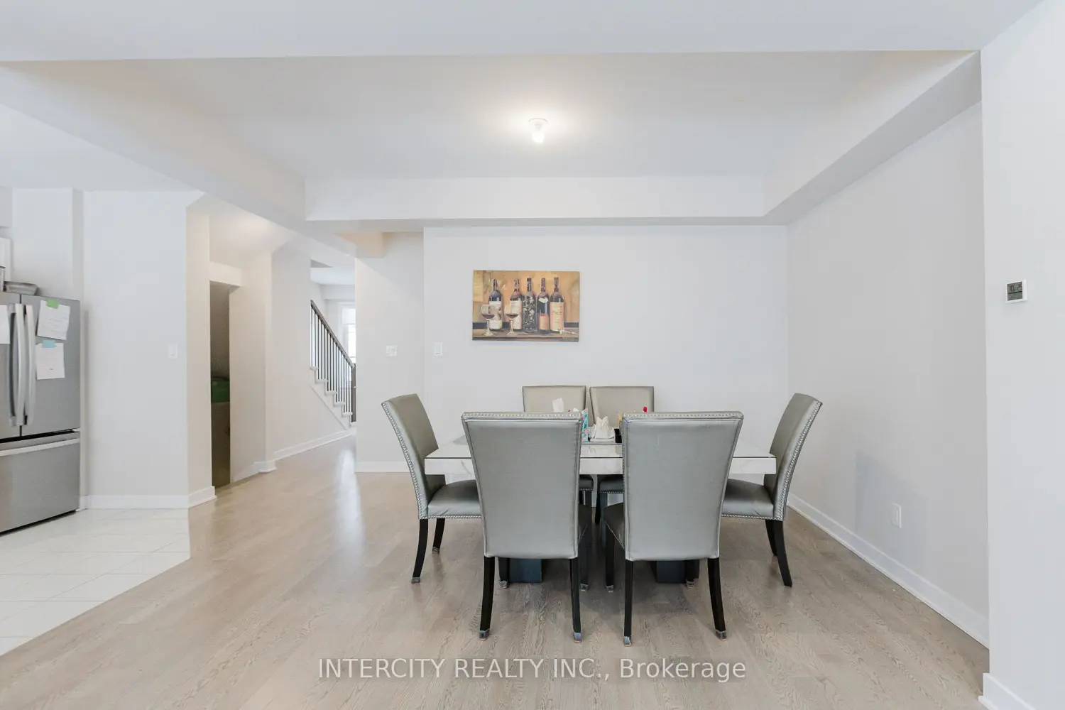 Additional image 4 of 124 Hackamore Crescent