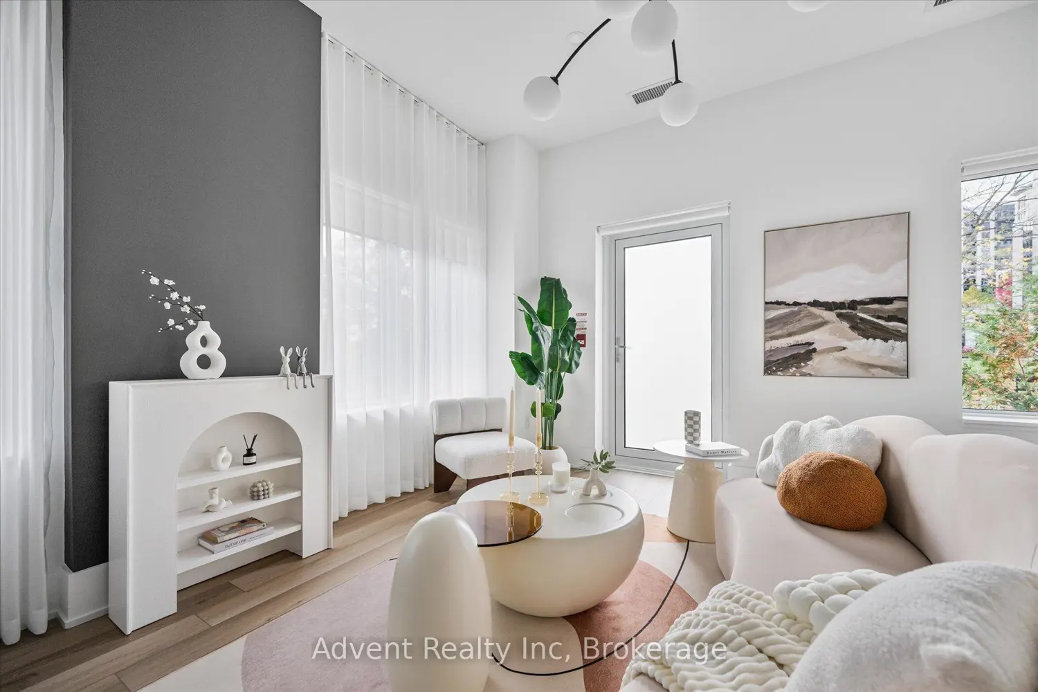 Additional image 4 of 8 Cedarland Drive 127W