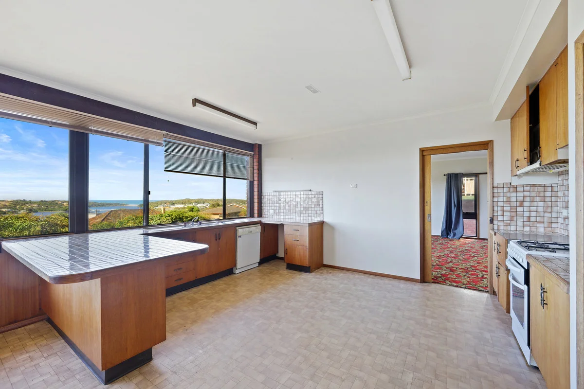 Additional image 2 of 24 Maxwell Grove, Warrnambool VIC 3280