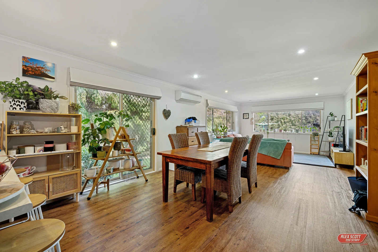 Additional image 2 of 10 Parkside Close, Leongatha VIC 3953