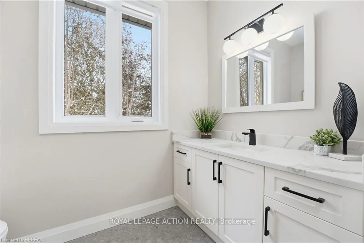 Additional image 16 of 3 Kings Lane